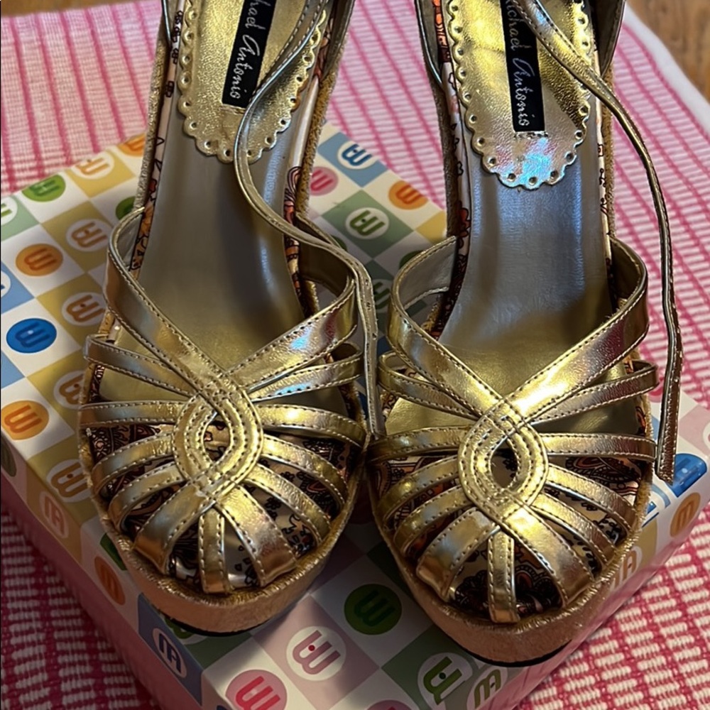 MICHAEL ANTONIO 5 in WEDGES
